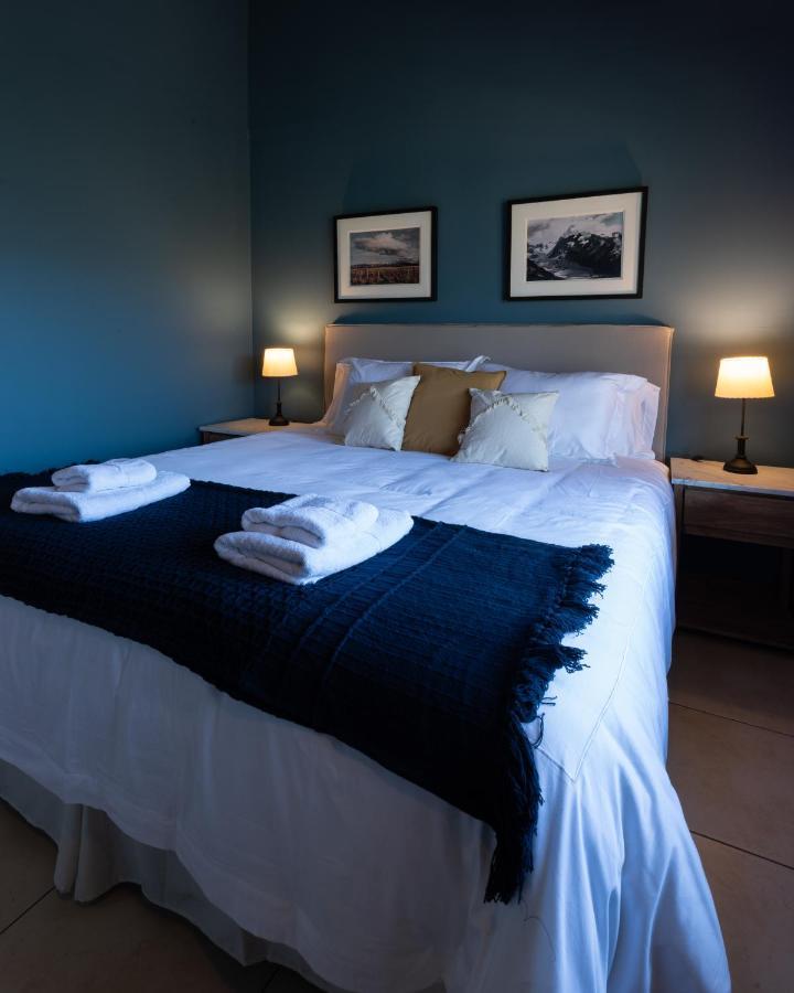 Oliver Mountain Blue Chalet *