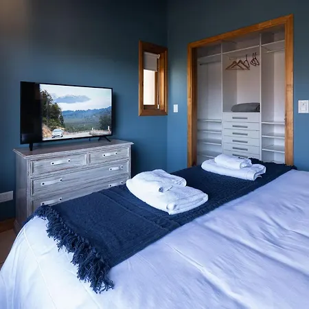 Oliver Mountain Home Blue San Martin de los Andes Exterior photo